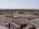 p2130234 * On the way up on the Pyramid of the Sun
 * 1984 x 1488 * (631KB)